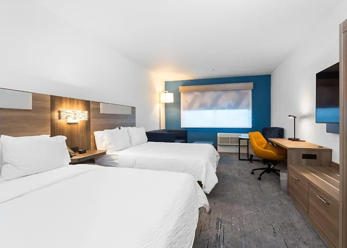 Holiday Inn Express & Suites Waco Downtown By Ihg